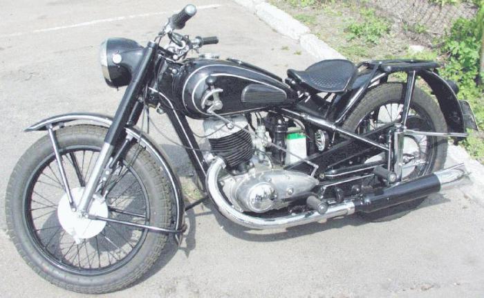 IZ (мотоциклет) 49 - жива история