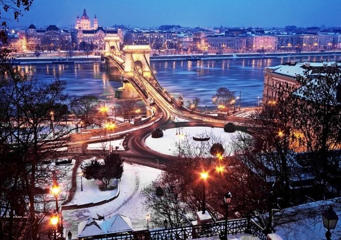 Будапеща през зимата: какво да видите и вкусите в унгарската столица?